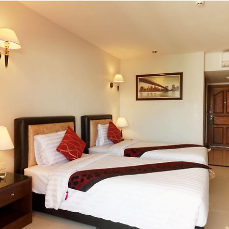 Pattaya Blue Sky Hotel Ngoại thất bức ảnh